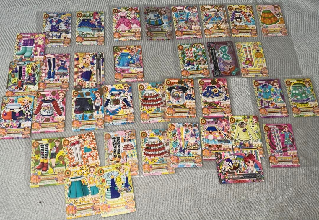 アイカツ カード 初期 プレミアム 限定 サイン入り 有 他 225枚 まとめ