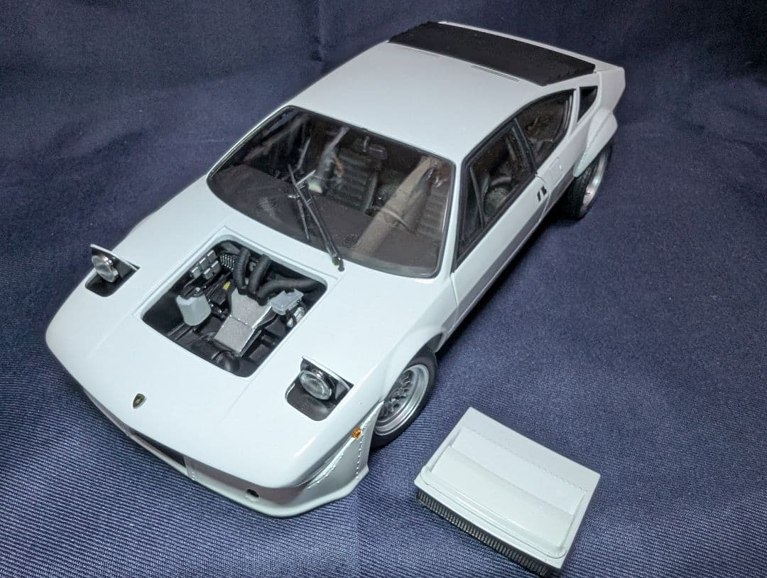 京商1/18ミニカー　ランボルギーニウラッコ ラリー