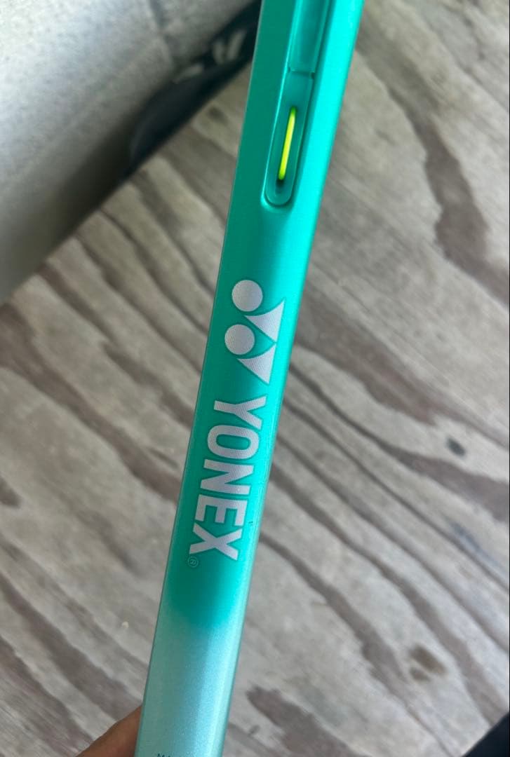 YONEX ボルトレイジ7v 02