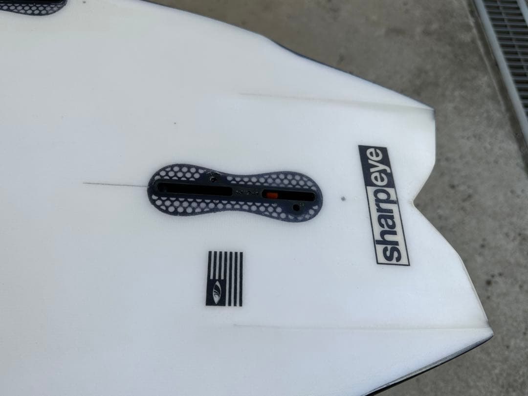 シャープアイサーフボードのディスコテックのEPSボードです。