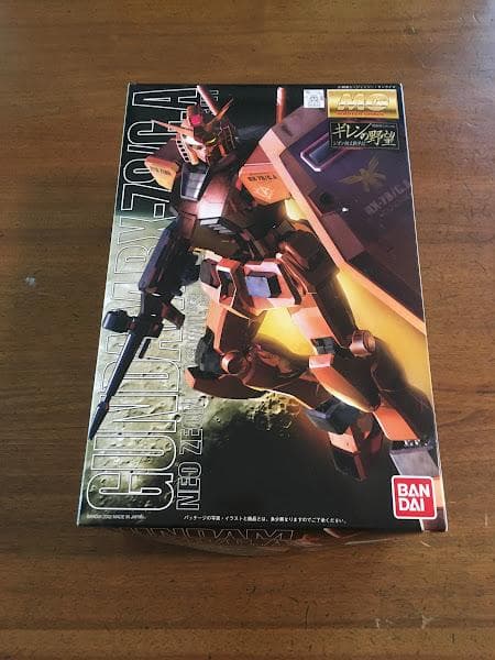 バンダイ　MG　1/100 RX-78/C.A キャスバル専用ガンダム