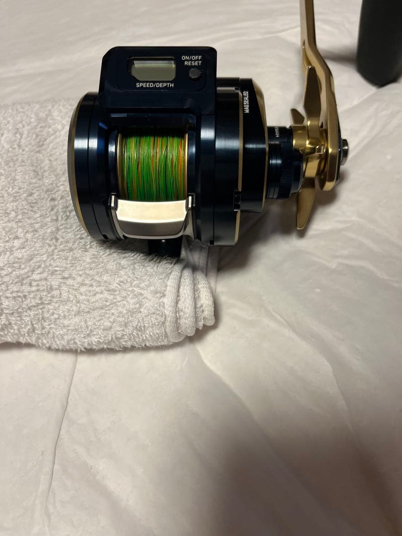 ゆう　ダイワ ソルティガIC 300 H-SJ リール