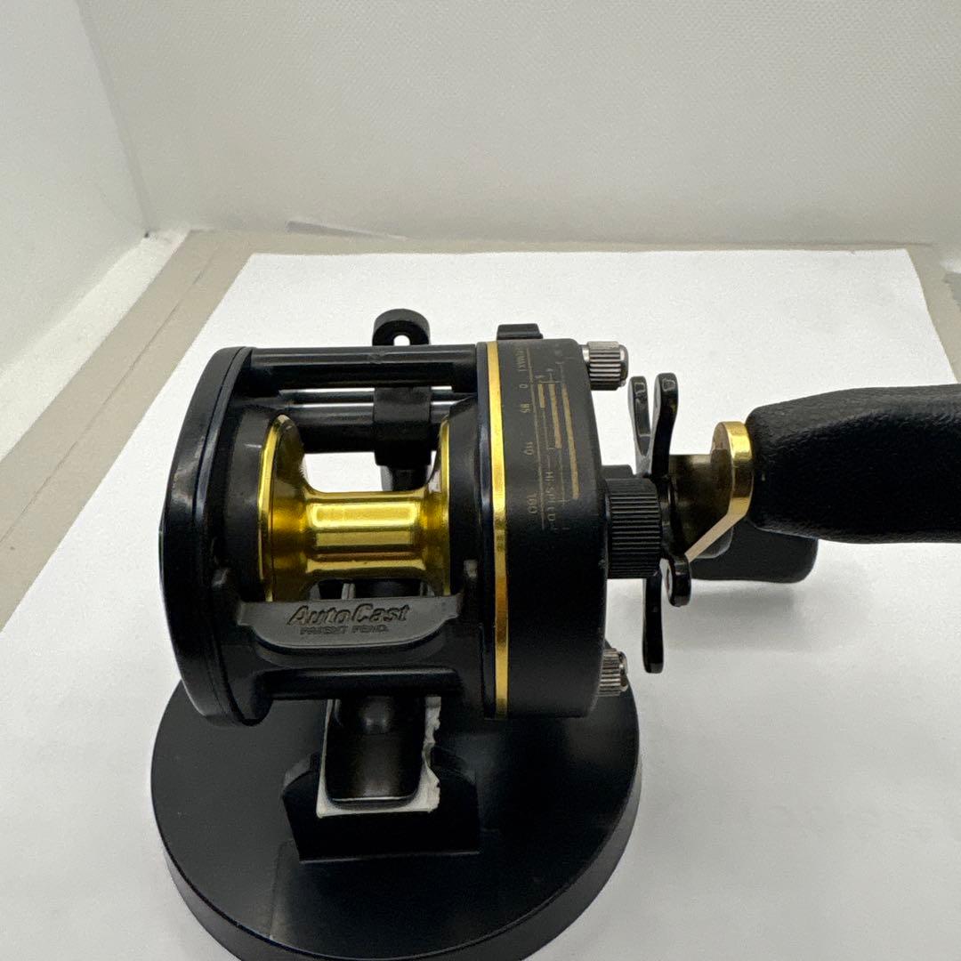 Daiwa MILLIONAIRE st-10AC8ハイスピード ベイトリール