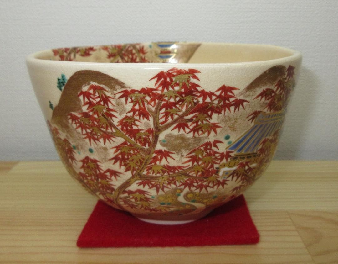 送料込【逢絢亭・新品】茶道具 茶碗 京焼 東福寺の紅葉の絵 手塚石雲 共箱入り