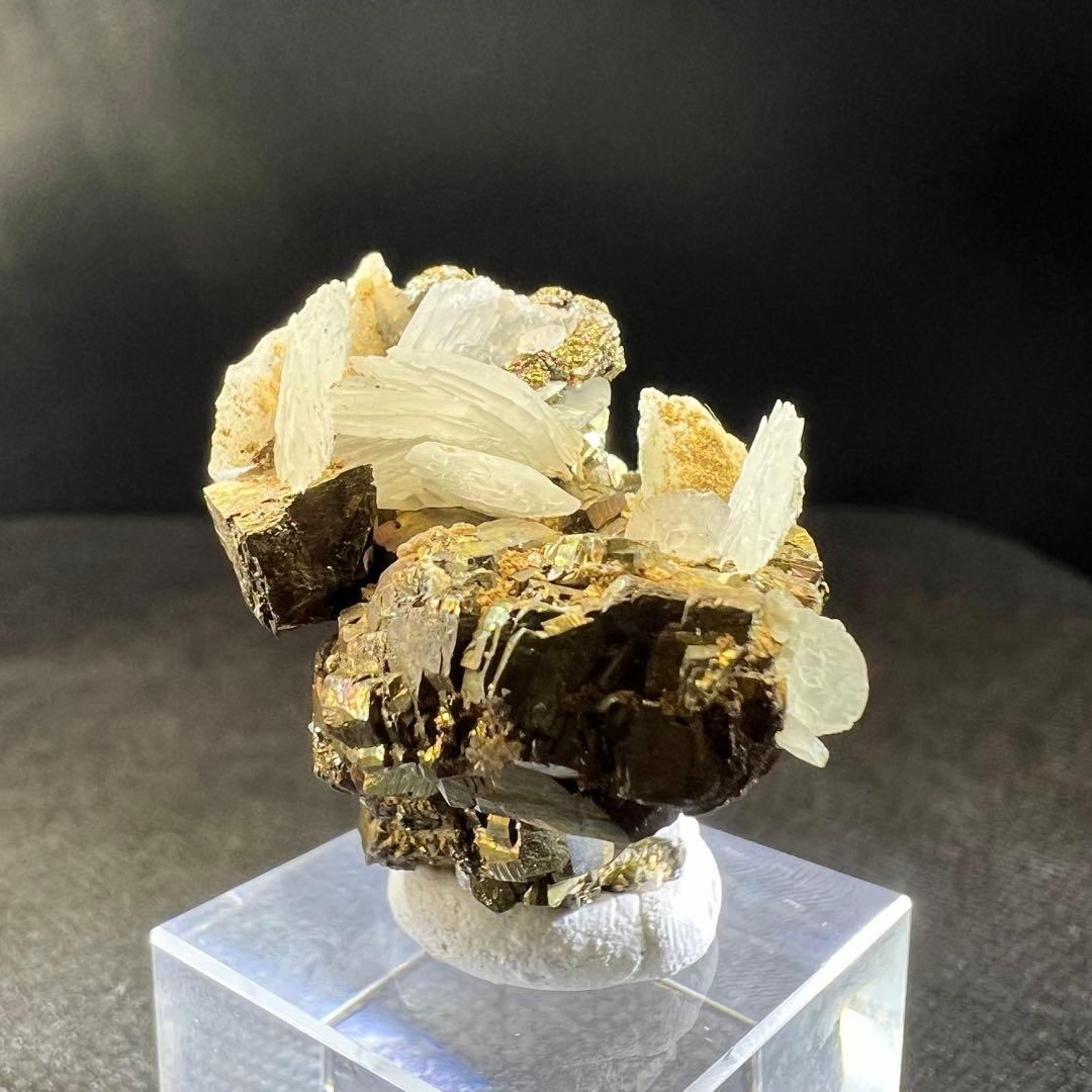 ペルー産　ゴージャス⭐︎カルサイト共生パイライト