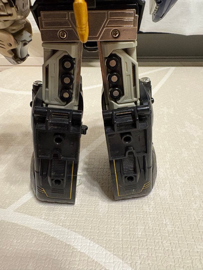 百獣戦隊ガオレンジャー　ガオキング　超合金フィギュア