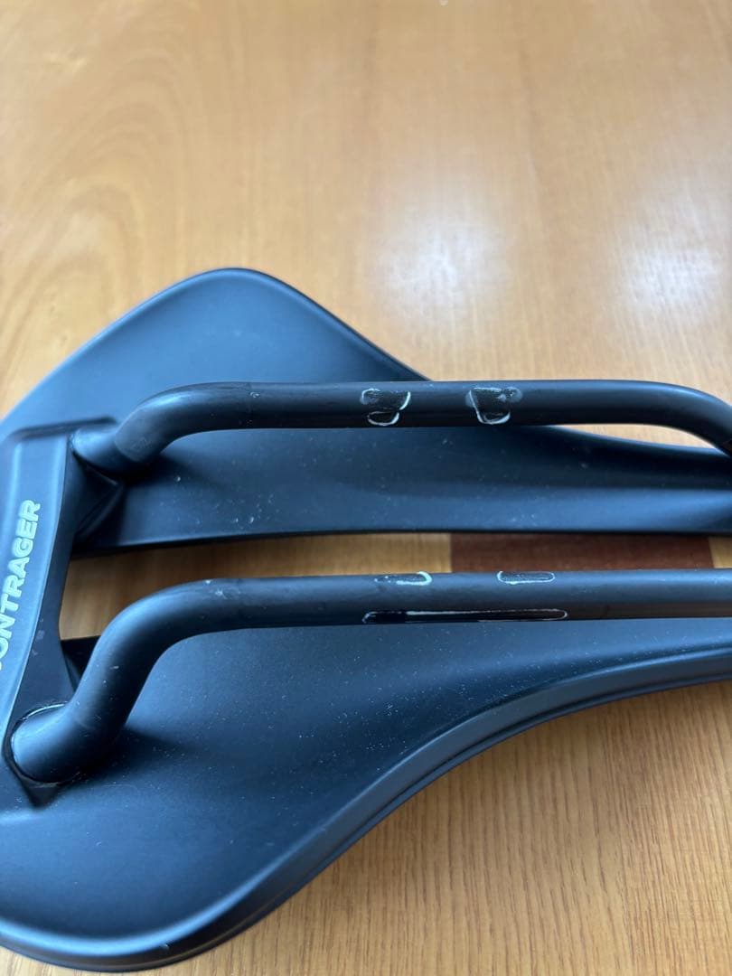 ボントレガー Aeolus Pro バイクサドル