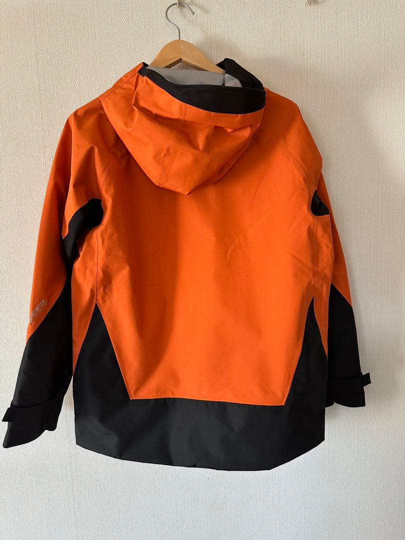 ダイワ　ゴアテックス レインウェア DR1322A 一度試着の極美品