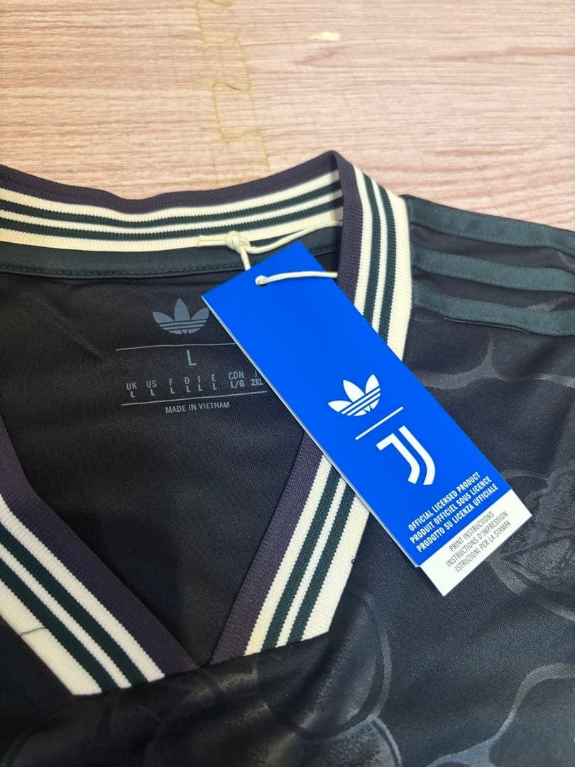 ユベントス 25/26 スポンサー入り 3rd ユニフォーム Adidas