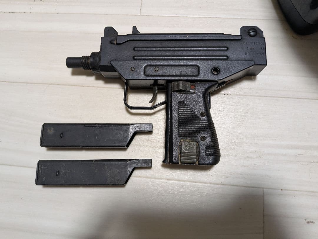 マルゼンウージーピストルになります