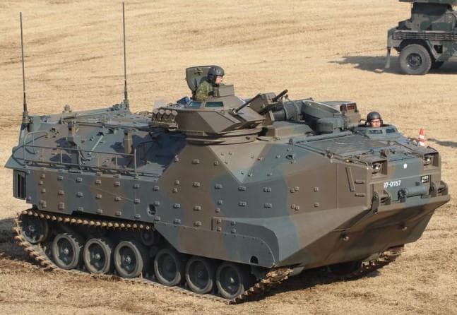 ドラゴン 63020 JGSDF 陸自 AAVP-7A1 水陸両用車 完成品