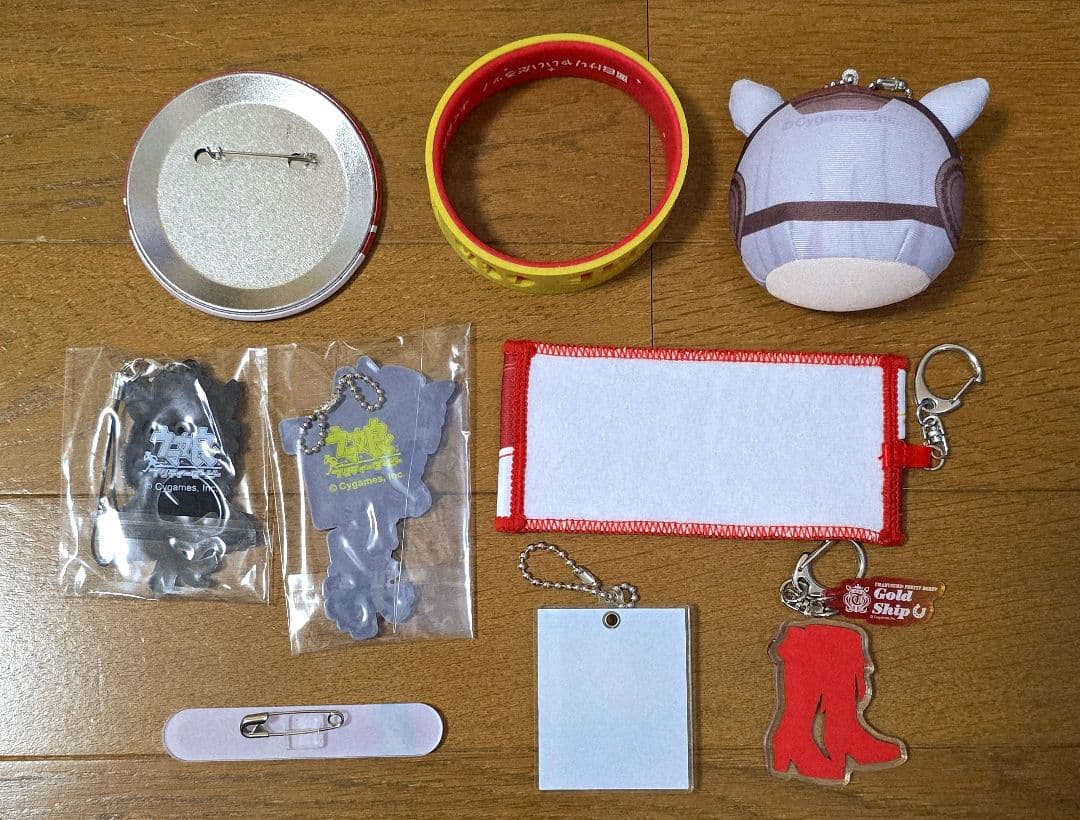 ウマ娘 ゴールドシップ 称号バッジ 勝負靴アクリルキーホルダー おまんじゅう他