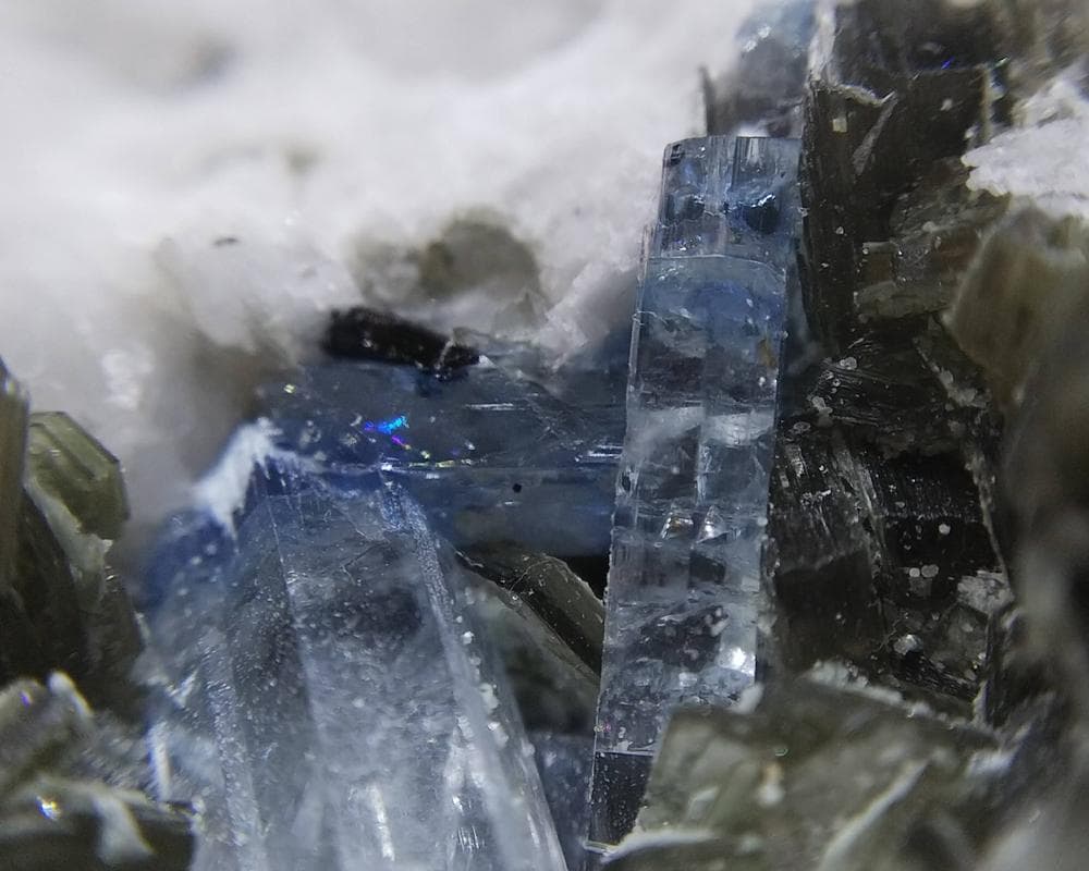 326 宝石質 クラスター アクアマリン モスコバイト 標本 結晶 原石