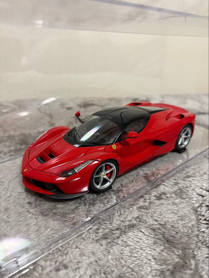 ミニカー Hot Wheel ELITE LaFerrari 1/18