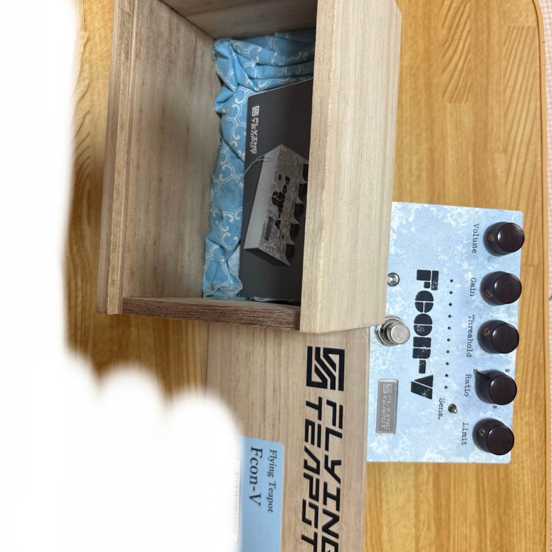 ギター flying teapot Fcon-V