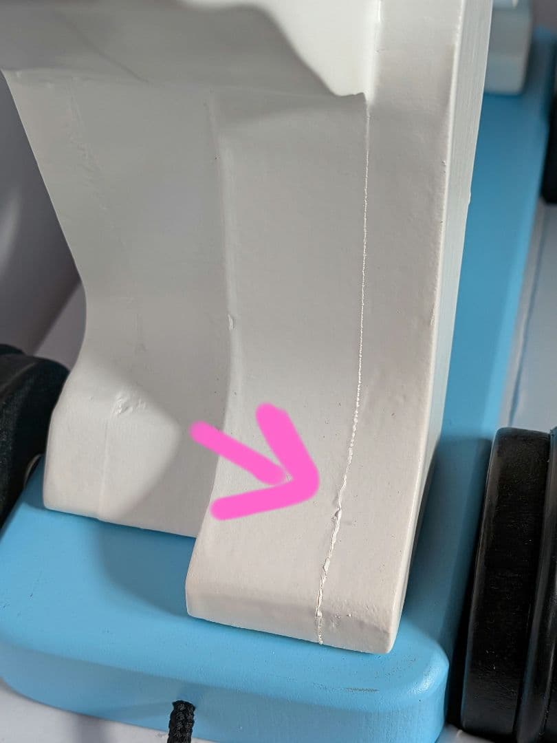 新品だけど少し傷ありオルセー美術館　ポンポン　木製おもちゃ　シロクマ　パリお土産