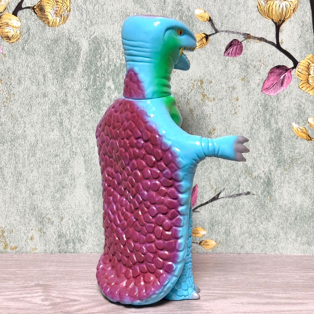 マーミット 『アメゴン』 ソフビ キャプテンウルトラ