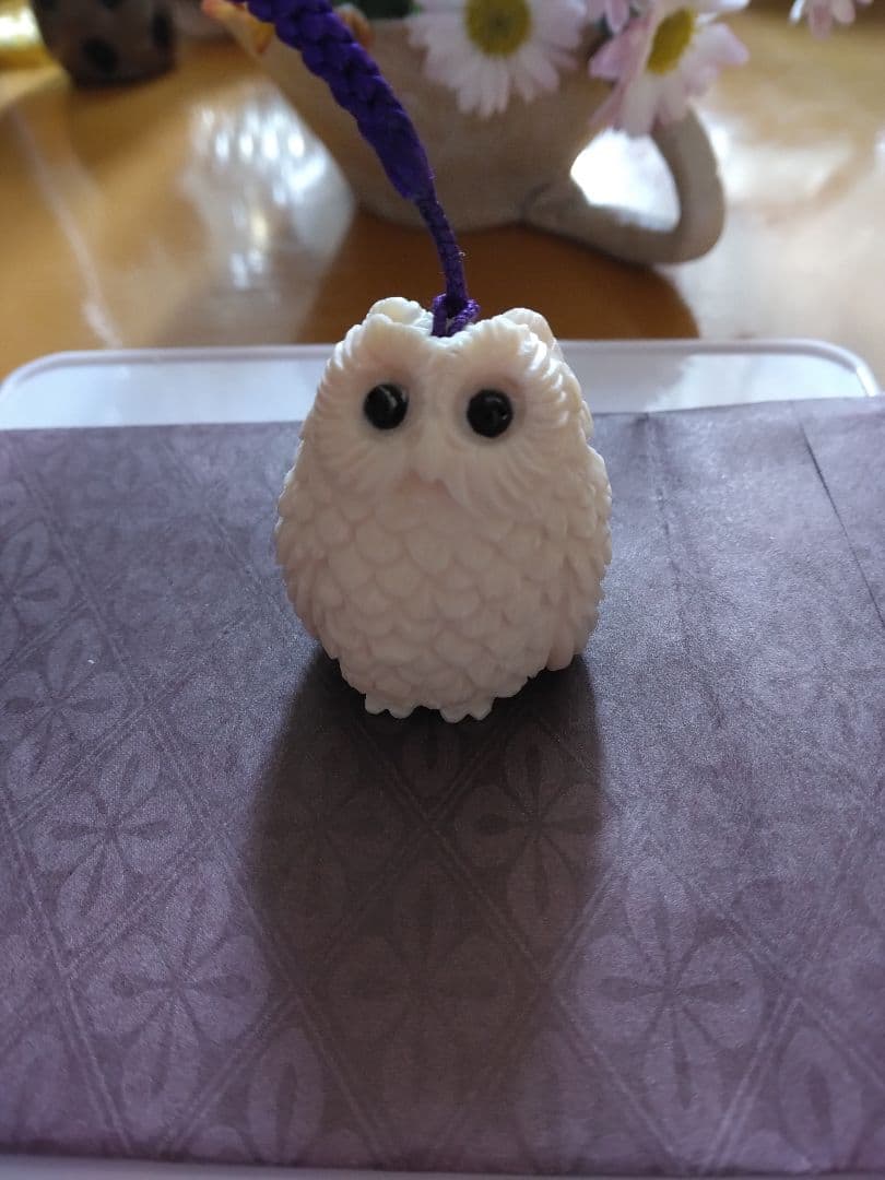 天然素材牙彫刻フクロウ根付け新品3.14x2.8cm＊＊＊