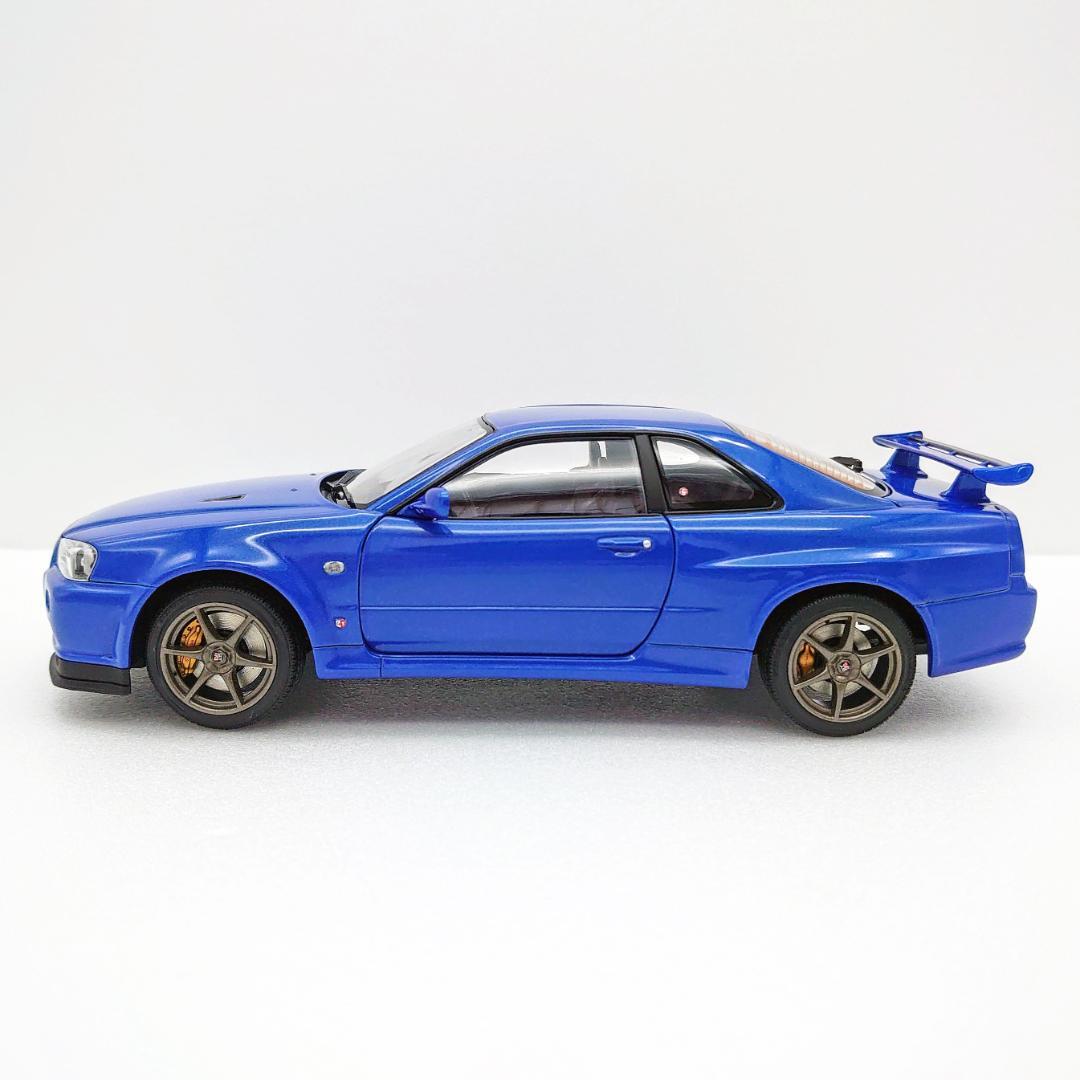 EBBRO　1/24　ニッサン　スカイライン　GT-R　R34　V-SPEC　Ⅱ