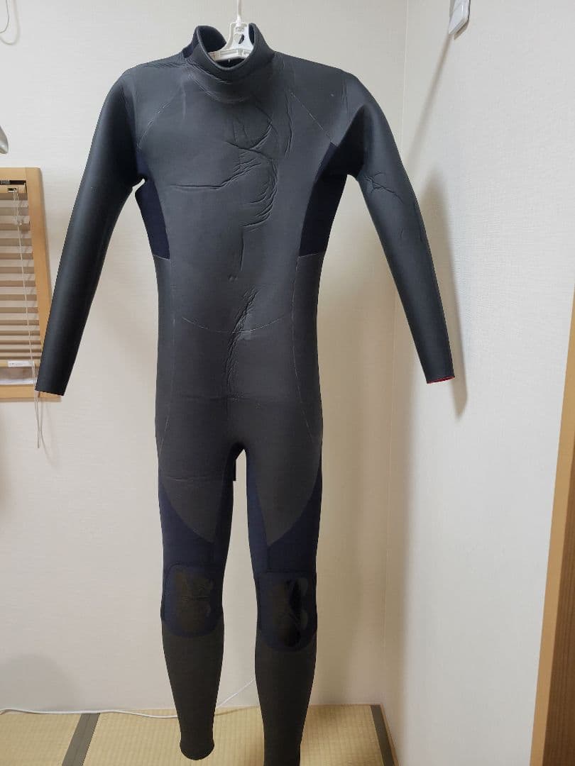 セミドライスーツ　ML　５㎜ANDNEWYOU2024年限定モデル　中古美品