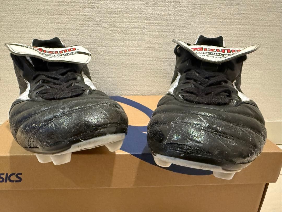 ミズノ　モレリア　29.0㎝