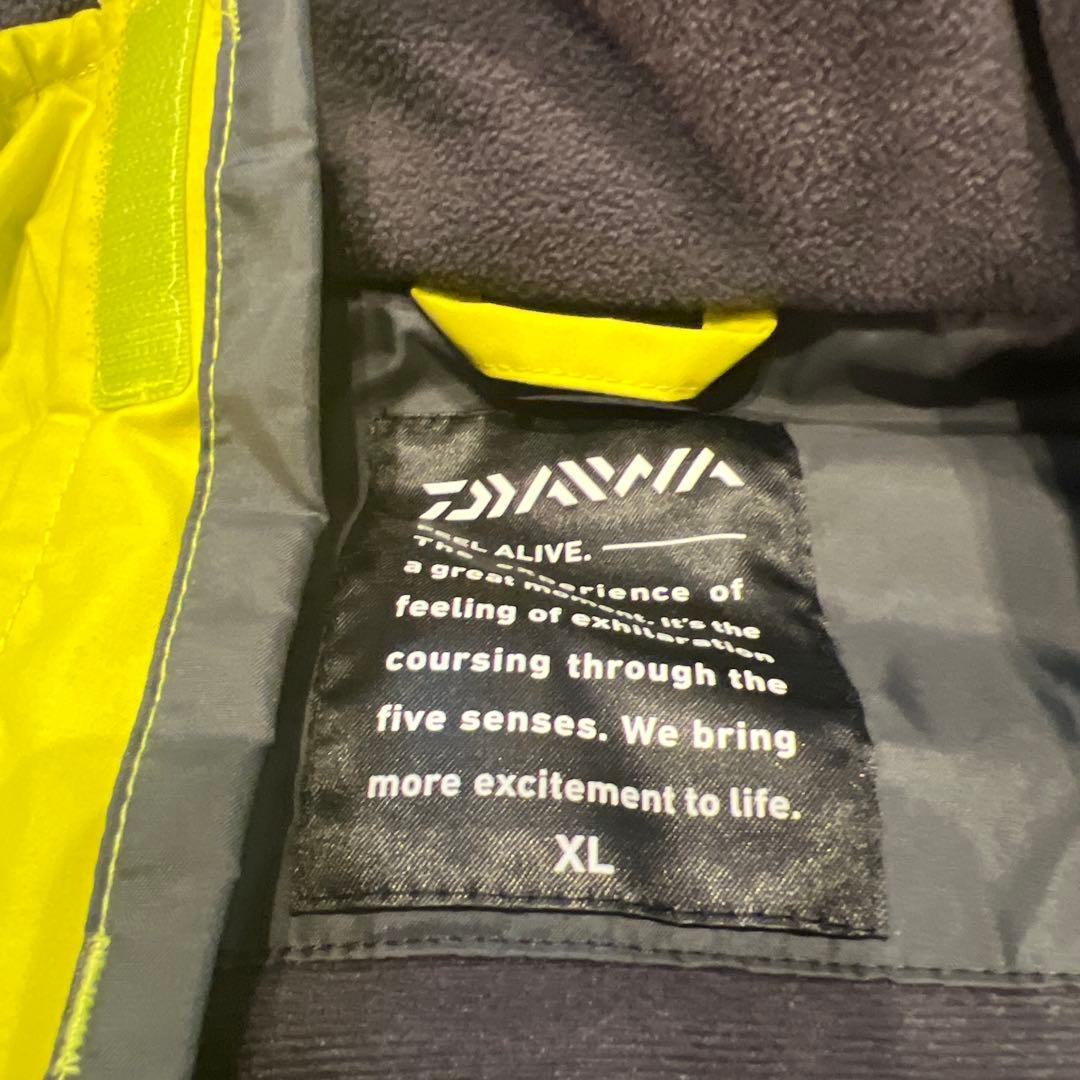 ダイワ　セットアップ　2way XL ウィンタースーツ