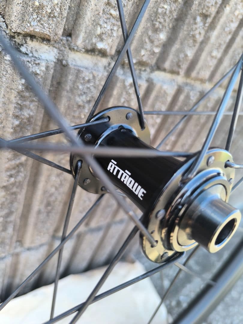 attaque(GUSTO) 45mmハイト カーボンホイール DB用