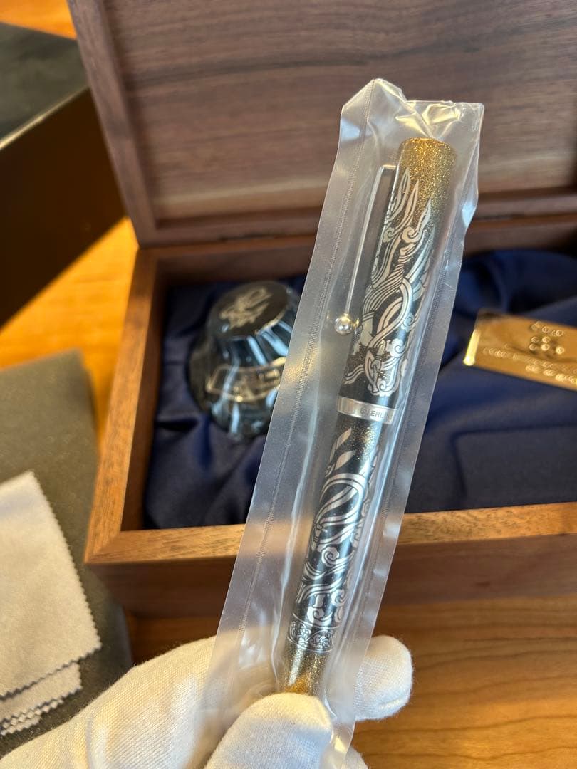 PILOT パイロット 万年筆 創立85周年記念 飛翔天人 中字　飛天