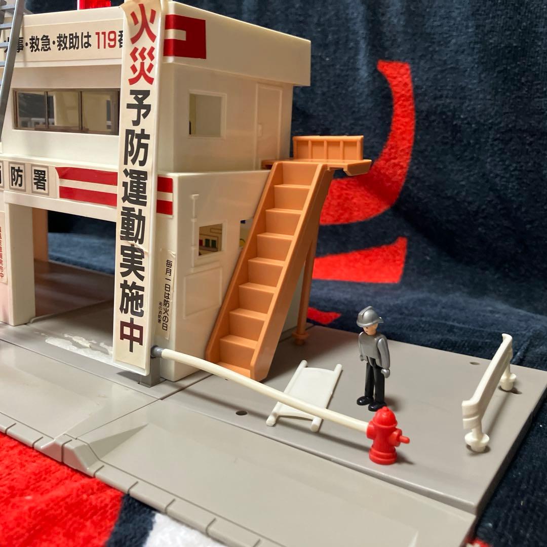 トミカタウン　消防署