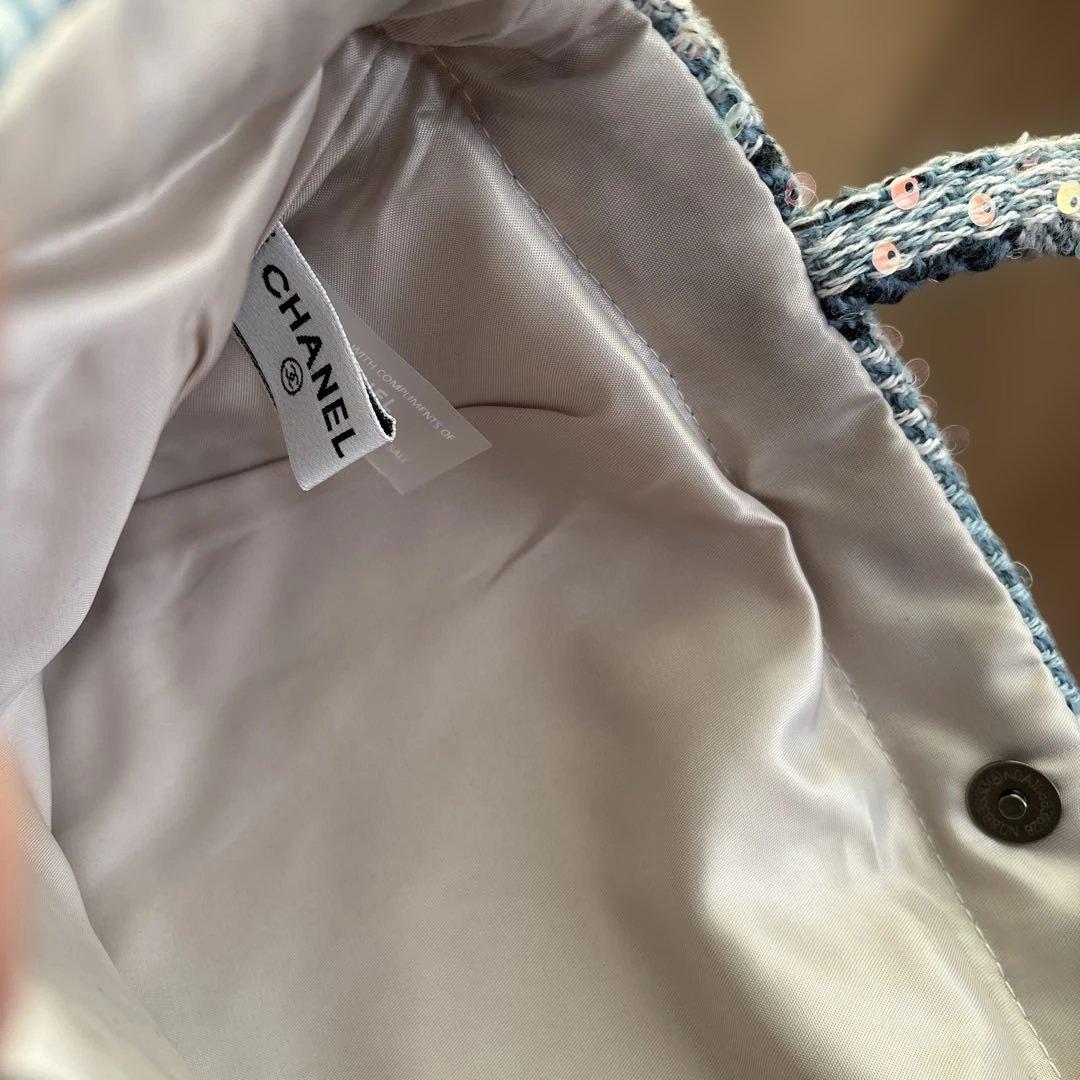 CHANELツイードトートバッグ　水色