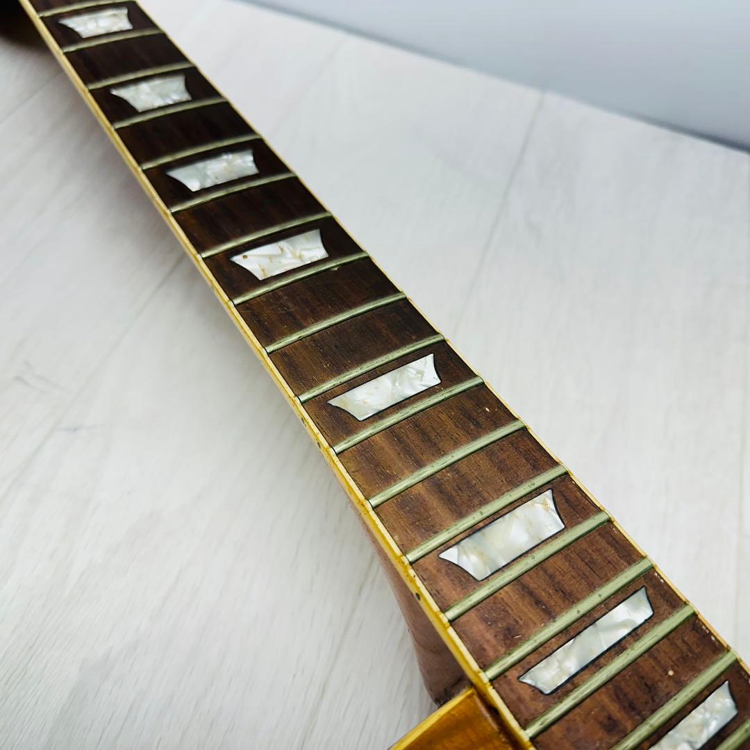 Burny エレキギター