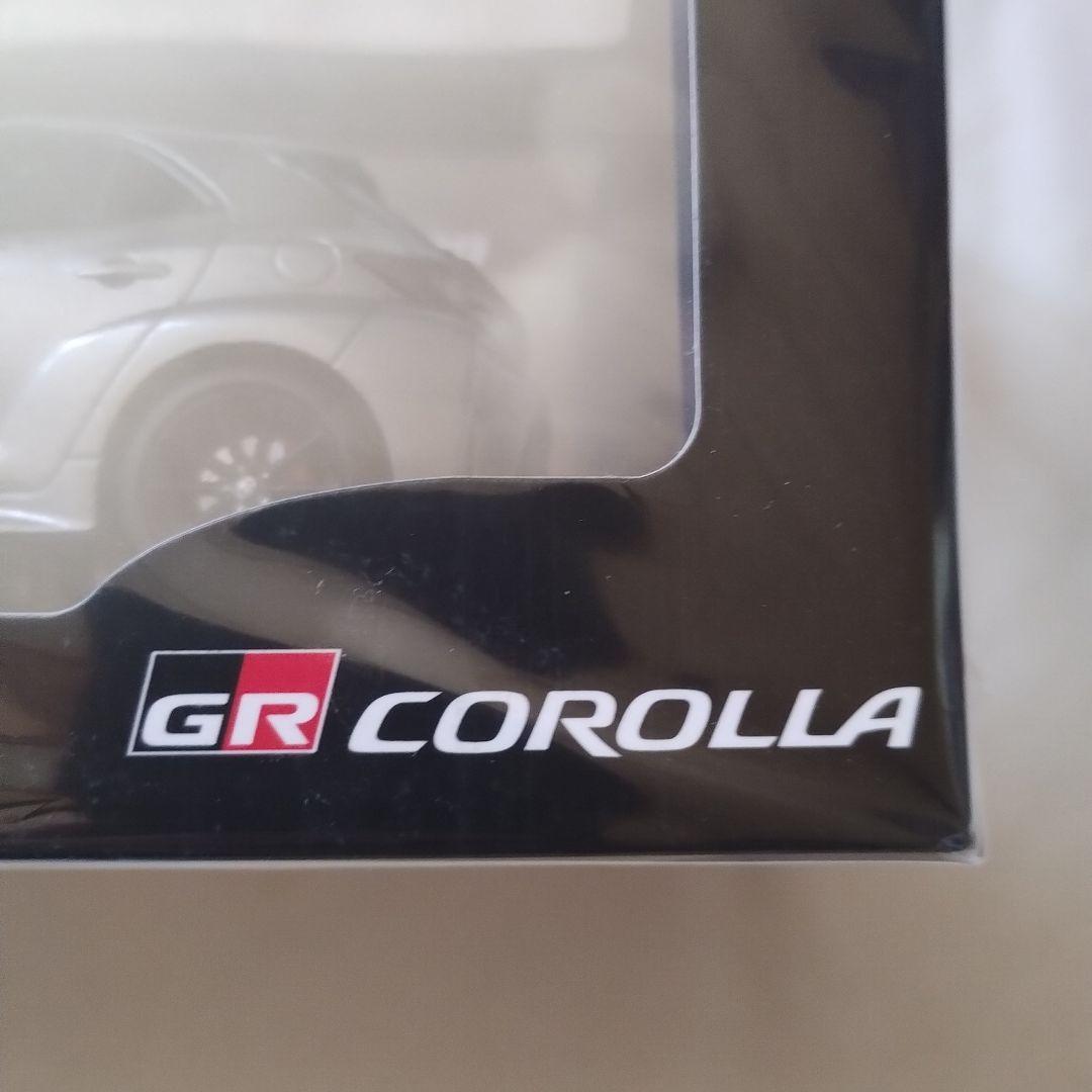 TOYOTA GRカローラ ミニカー 1/30 ダイキャスト　プレシャスメタル