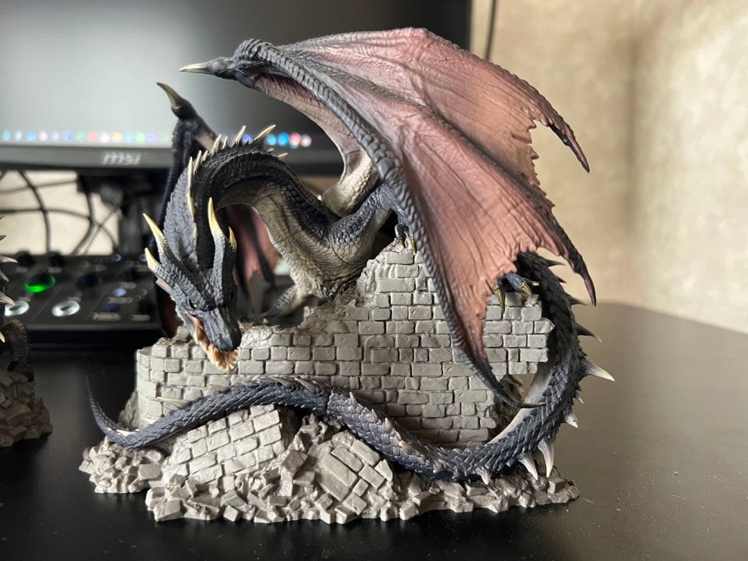 ミラボレアス 一番くじ B賞 ラストワン賞 セット箱有 ハルゾーさま専売