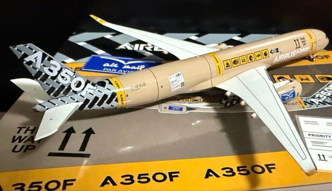 エアバス A350F 1/400 飛行機模型