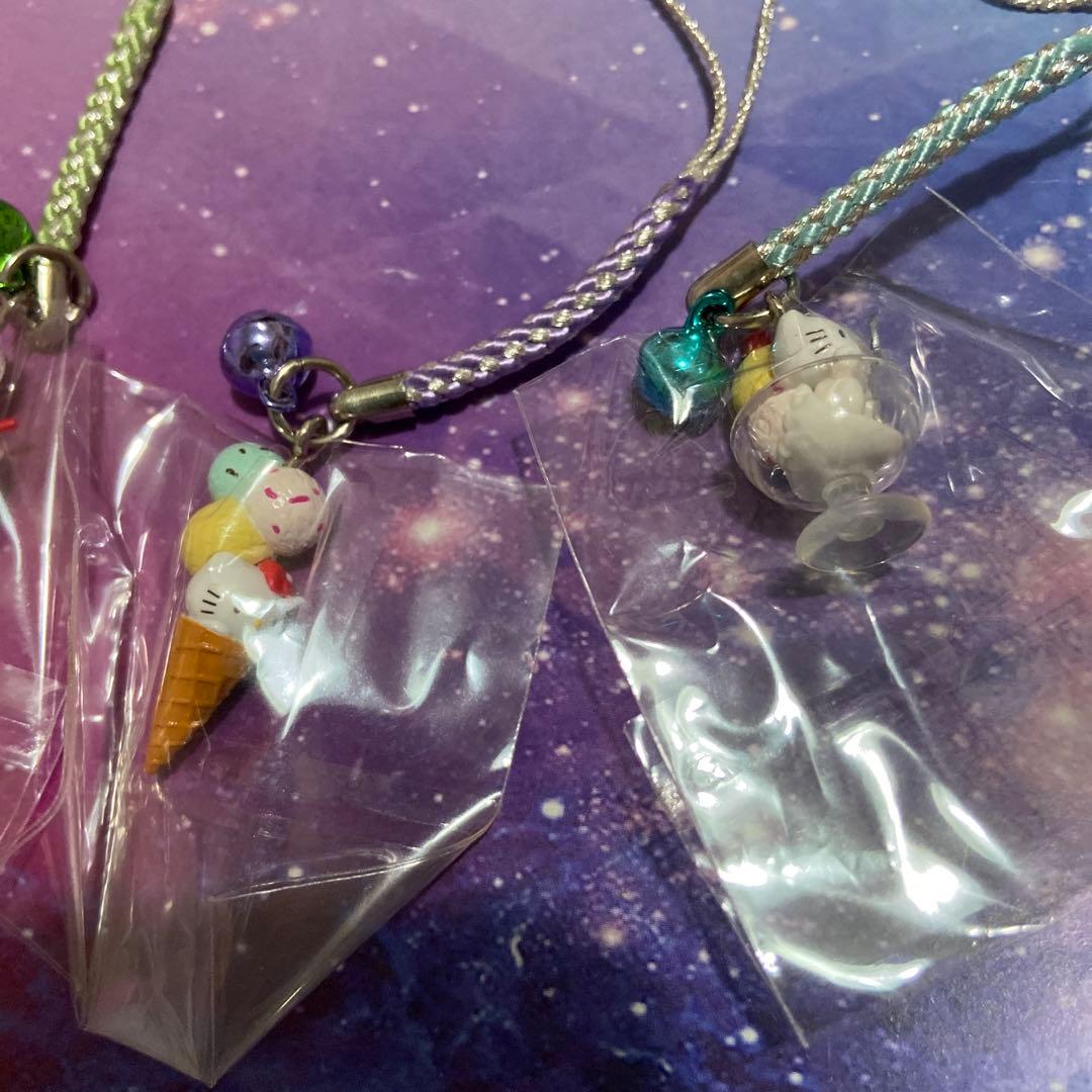 【最終値下げ】ハローキティ♡レトロ　根付け4種セット