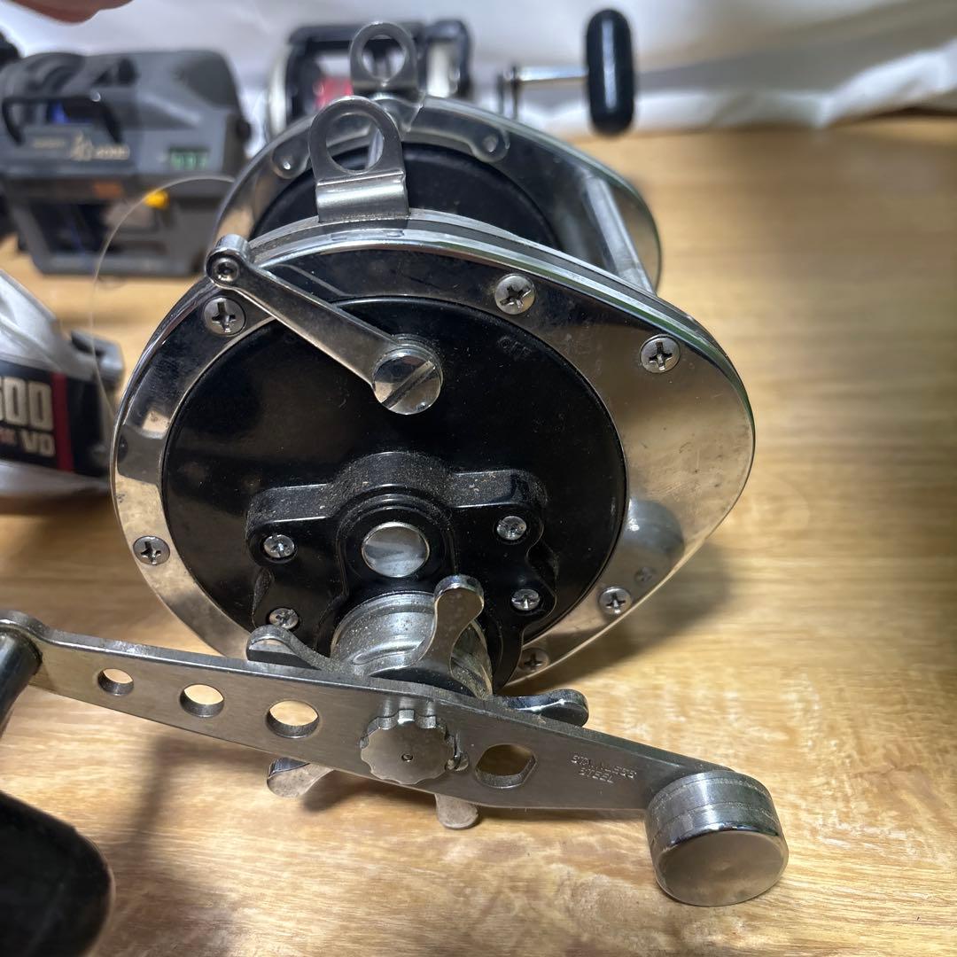 公*o様 DAIWA ダイワ Dynamic ST-400 両軸リール