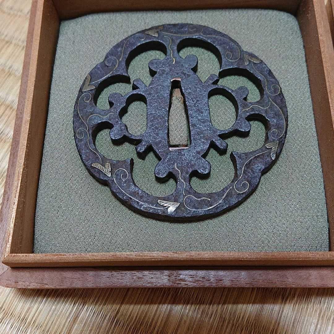 【保存刀装具】平安城蕨手透唐草象嵌鐔