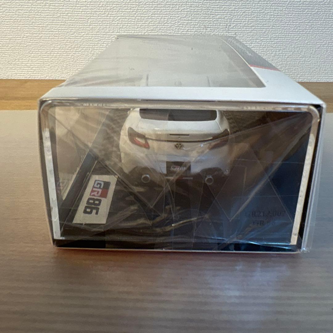 spark スパーク トヨタ　GR86 1/43 ミニカー　ホワイト　gr86