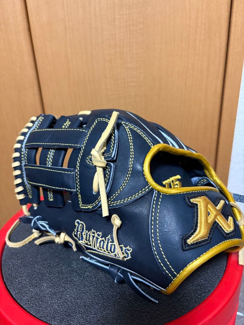 アトムズ×オリックス　限定企画オーダーグラブ