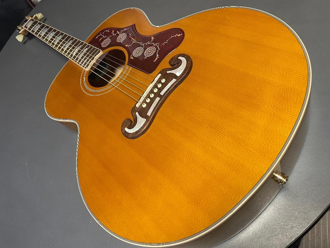 Epiphone Masterbilt J-200 オール単板