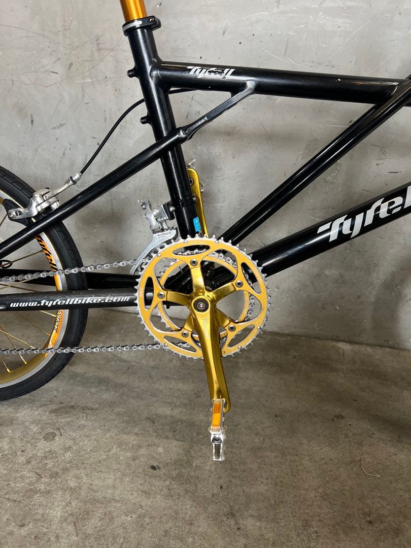 ミニベロ　Tyrell タイレル　20インチ