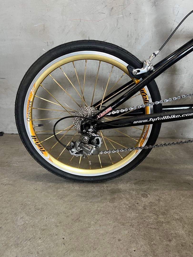 ミニベロ　Tyrell タイレル　20インチ