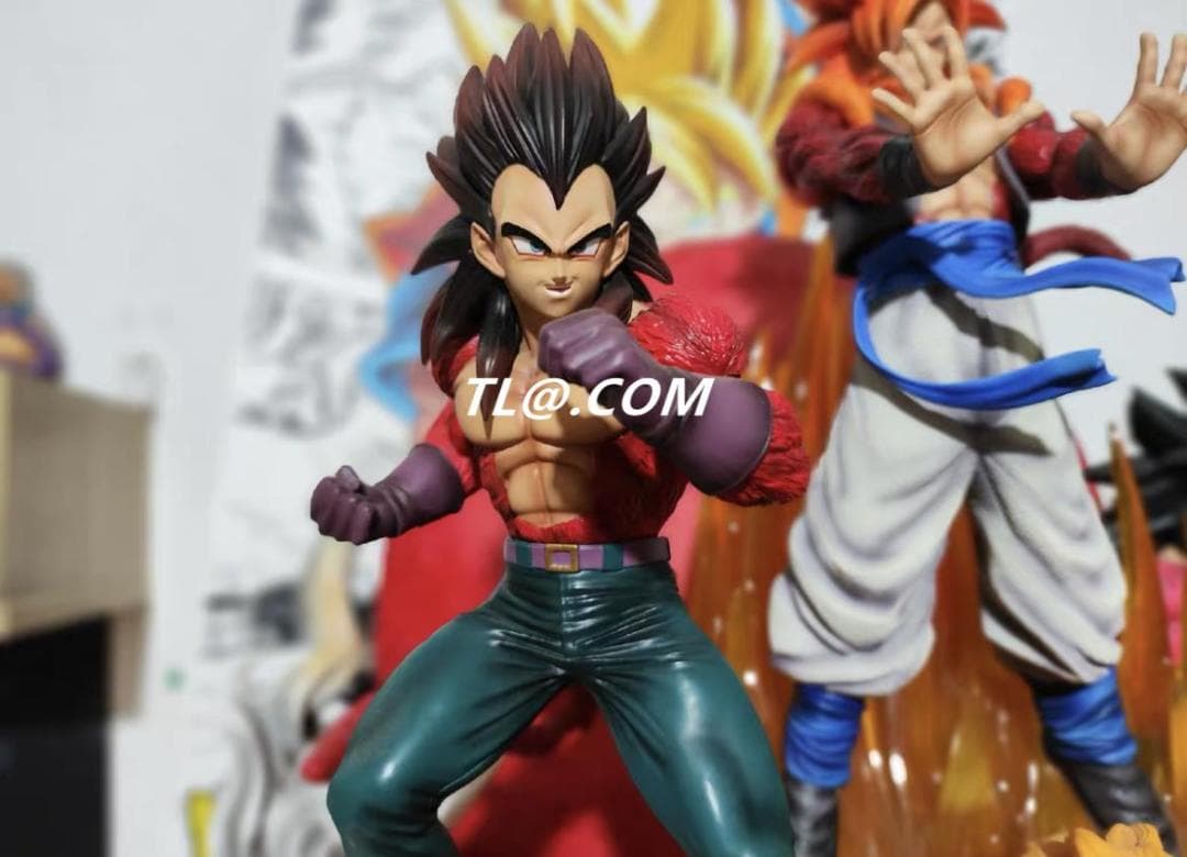 新品未開封『ドラコンボール』 聖殿スーパーサイヤ人4　ガレージキット スタチュー