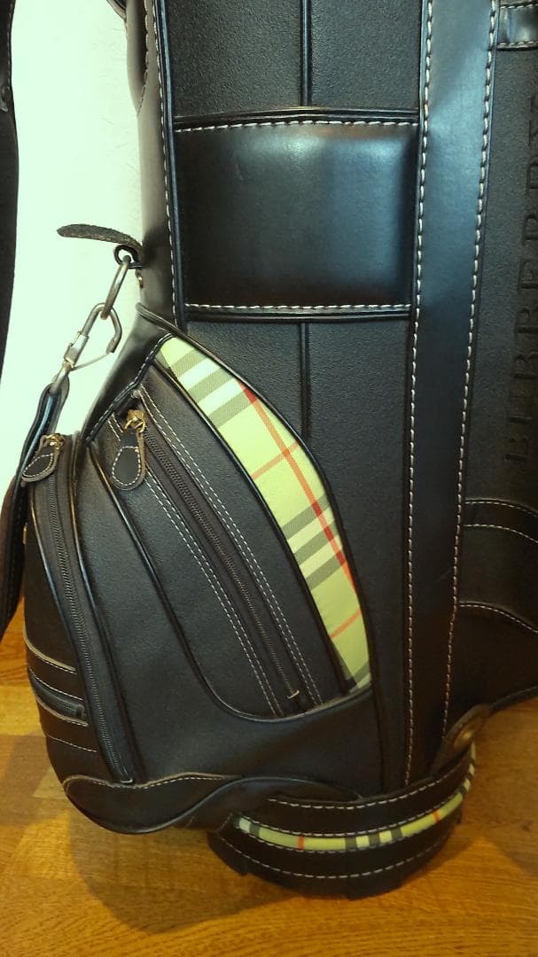【中古・美品】バーバリー キャディバッグ ノバチェック ブラックレザー