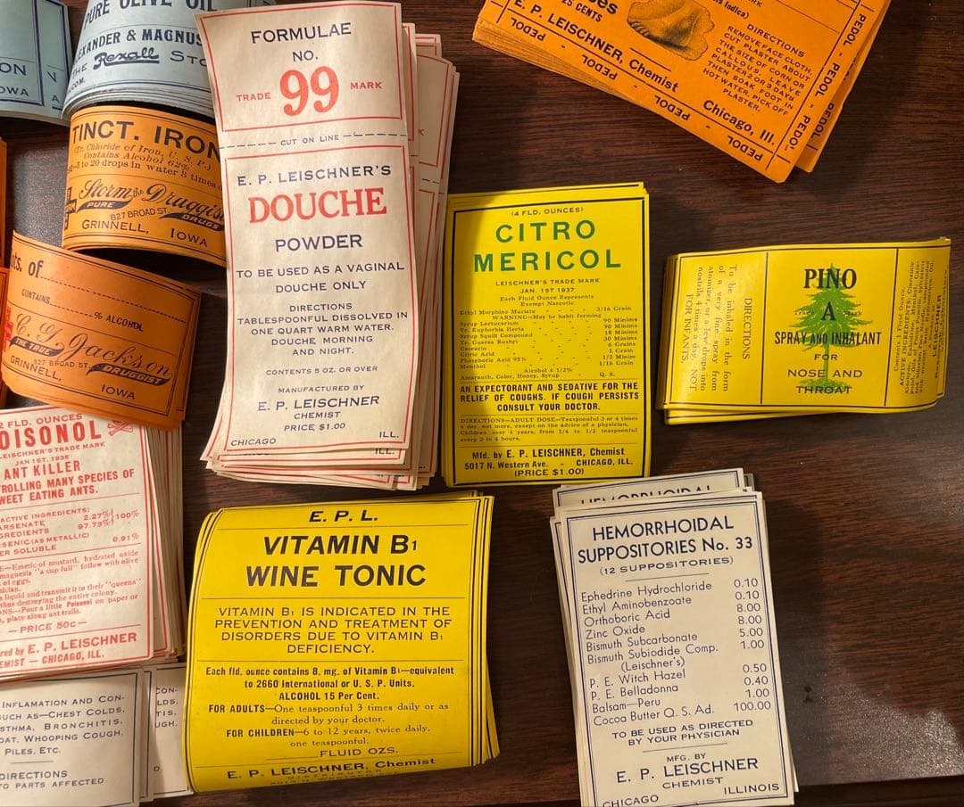 海外　ファーマシーラベル　54種各一枚計54枚　➕薬袋一枚　ヴィンテージ　ラベル