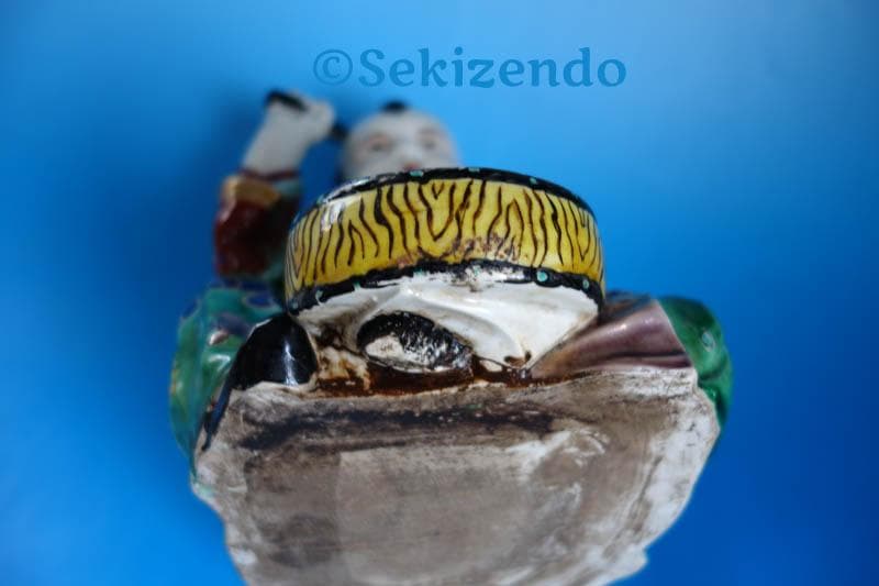 九谷焼 色絵　唐子 童子　　太鼓打ち　置物 　フィギュリン　２８ｃｍ　２５４０