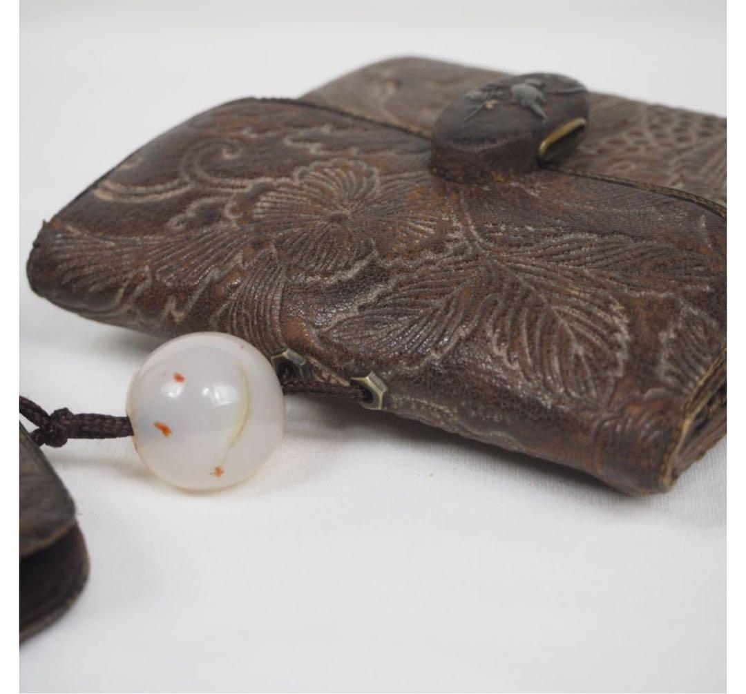 送料無料　上品　喫煙具　純銀製煙管　瑪瑙緒締玉　象嵌金具