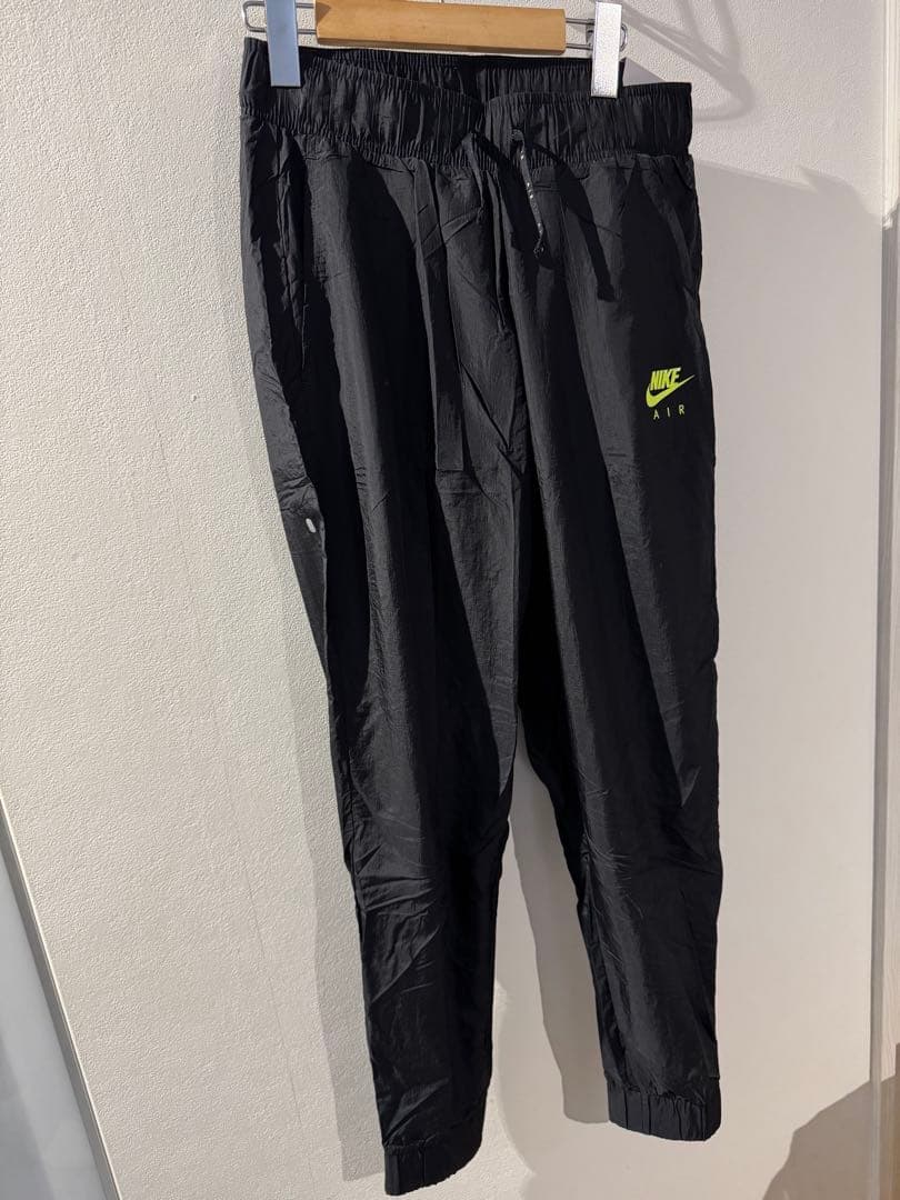 新品！NIKE ナイロン　セットアップ　上下セット