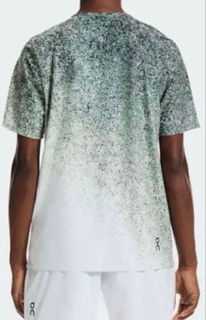 on メンズテニスウェア　M新品未使用　全豪モデル