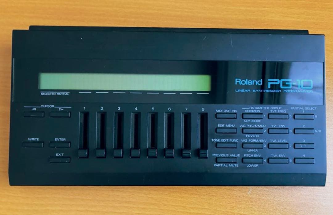 Roland PG-10 シンセサイザープログラマー